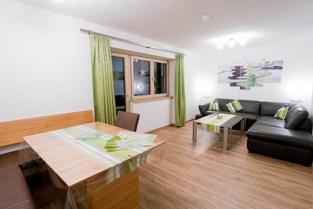 Haus Schennach Apartment Mayrhofen Room photo